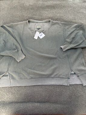 American Eagle Outfitters Women's Olive Green Waffle Long Sleeve Tee